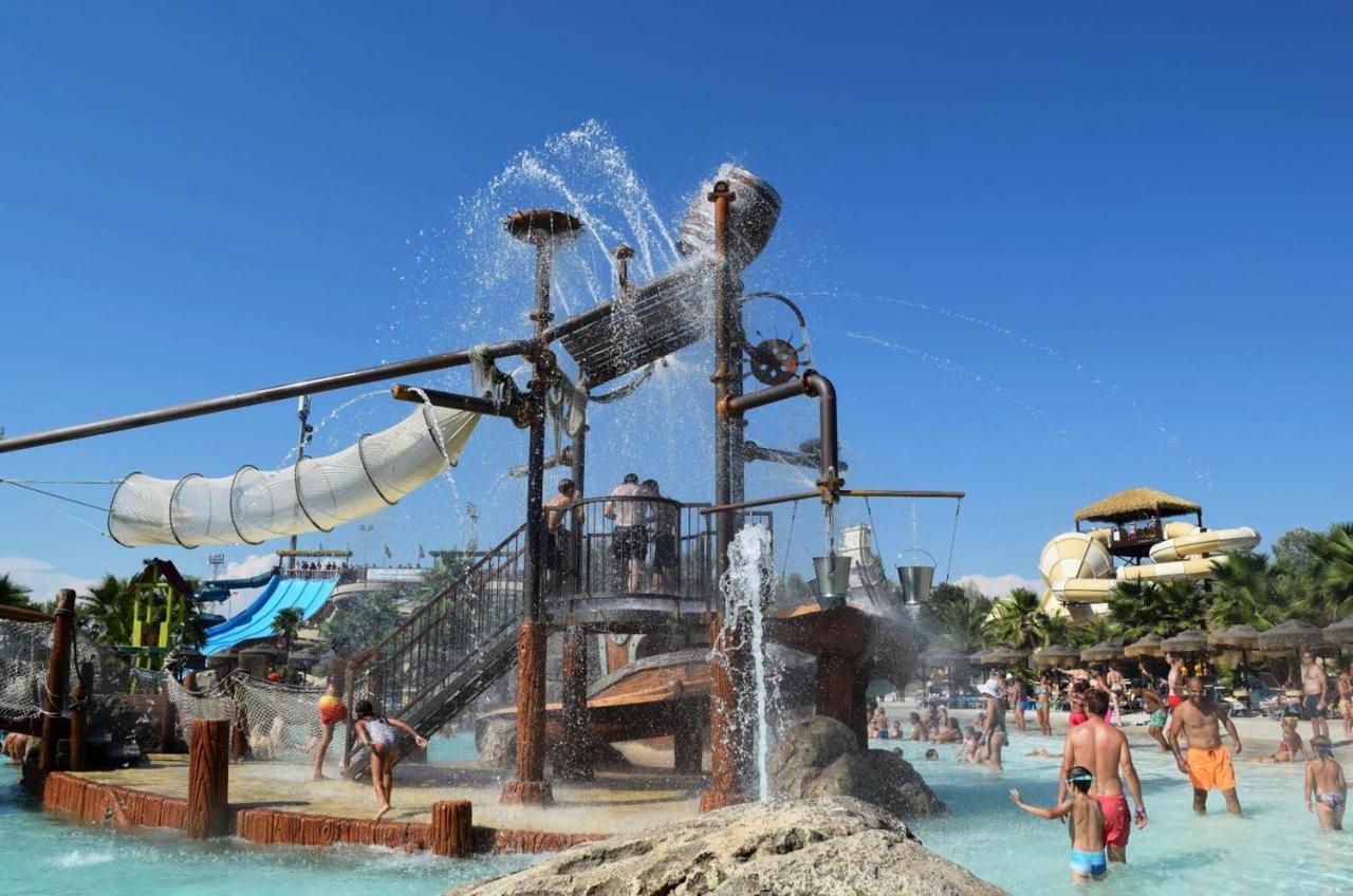 Hotel Apartments Villaggio Dei Fiori 4 Stars Luxury - Great Family Resort - Pet Friendly - With Hypermarket - Delivery Restaurant-Pizzeria - Room Breakfast With Supplement - Ultra Fast Wi-Fi - Play Area For Children - Olympic Swimming Pool - Parking กาออร์เล ภายนอก รูปภาพ